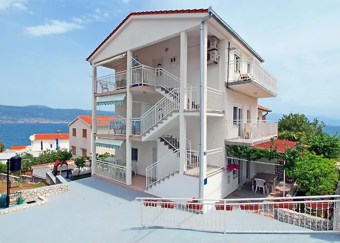 Sofija-1 By Interhome Appartement