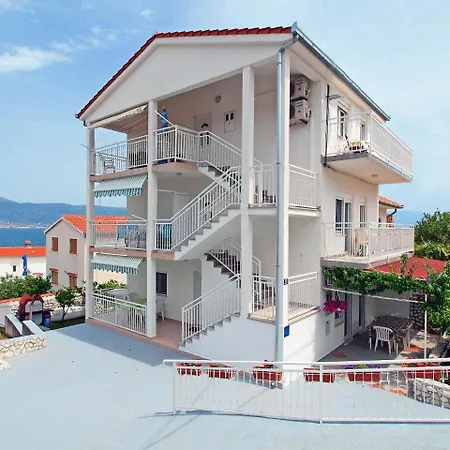 Sofija-1 By Interhome Apartman